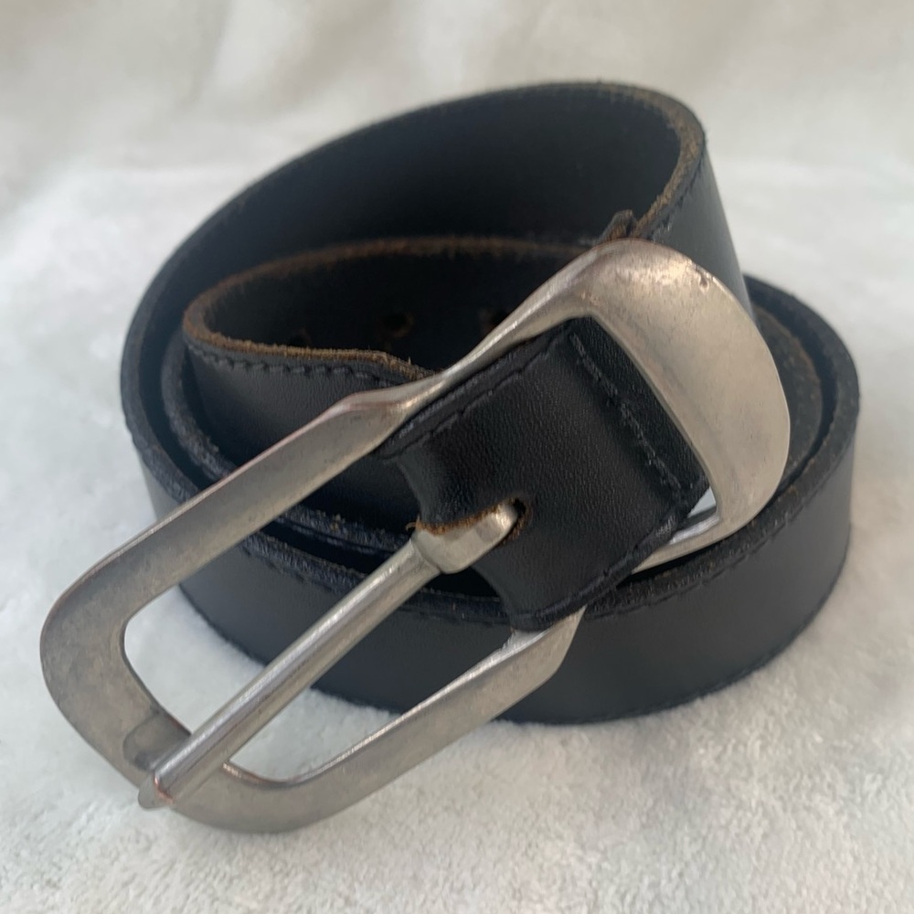 Levi’s Split Cowhide Black Belt - Made in USA - Large 30-34 - Picture 8 of 8